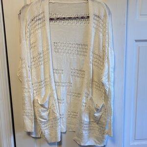 NWT Elegant Cream Open-Knit Women's Sweater
